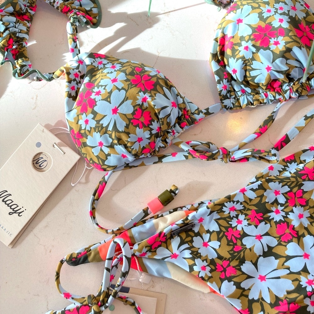 MAAJI Set - Crush Ruffle Bikini Top & Sunny Cheeky Bottom S/XS